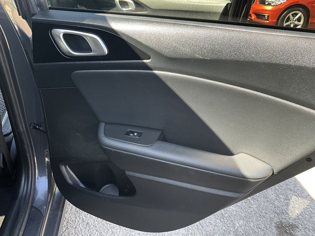 USED 2022 22 KIA CEED 1.5 T-GDi 3 Hatchback 5dr Petrol Manual Euro 6 (s/s) (158 bhp) Rear Camera, Lane Departure