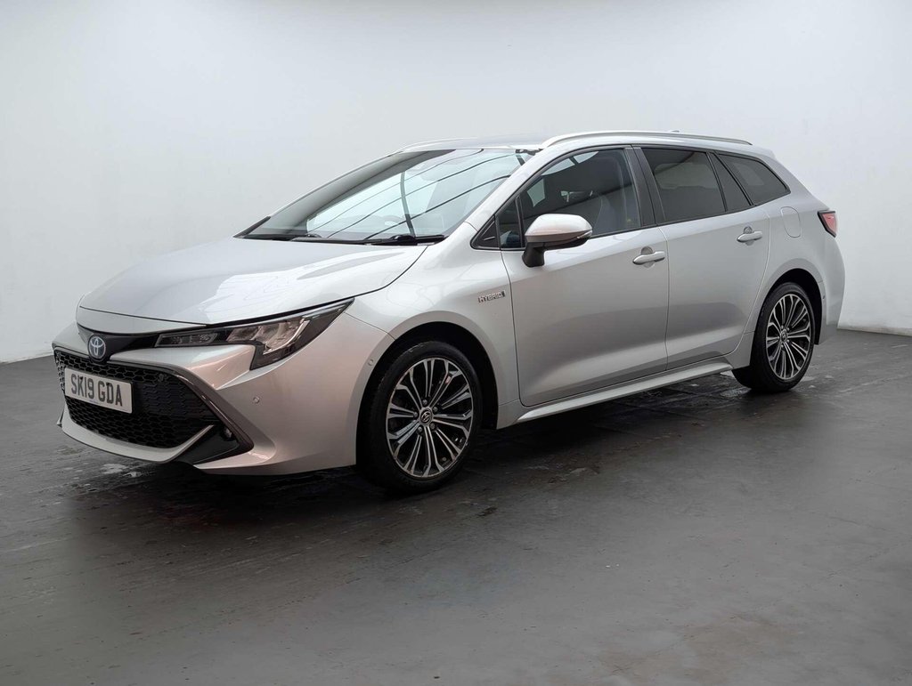 Used 2019 19 TOYOTA COROLLA 2.0 Corolla Design VVT-i HEV CVT 5dr CLICK & COLLECT/ HOME DELIVERY
