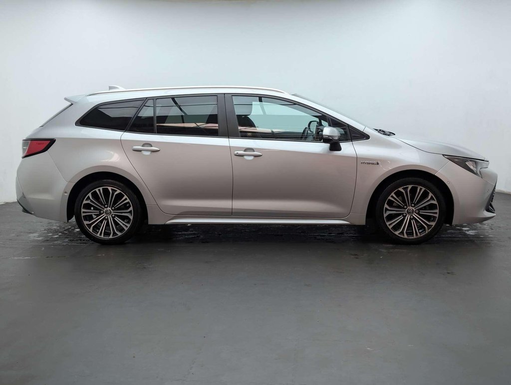 Used 2019 19 TOYOTA COROLLA 2.0 Corolla Design VVT-i HEV CVT 5dr CLICK & COLLECT/ HOME DELIVERY