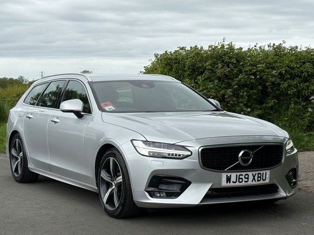 View our VOLVO V90