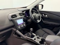 USED 2019 69 RENAULT KADJAR 1.3 TCe S EDITION 140 BHP + SAT NAV + GLASS SUNROOF SIX MONTH WARRANTY MAY 2027 MOT