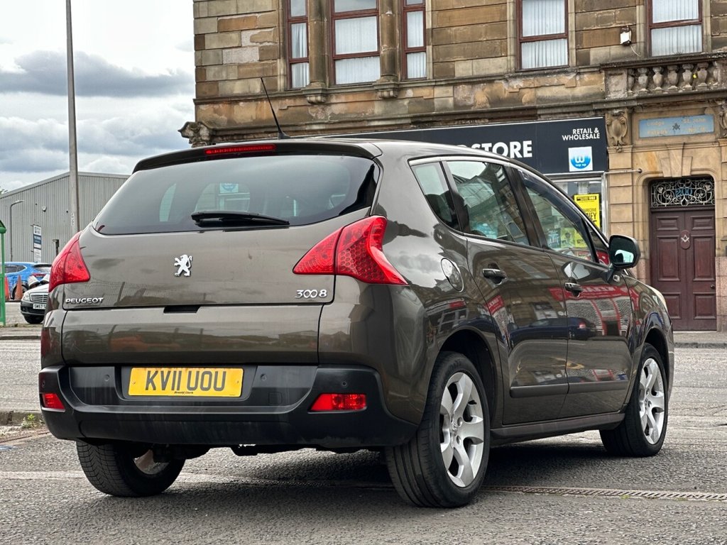 2011 Peugeot 3008 thumbnail 6
