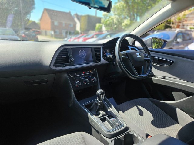 View our SEAT LEON