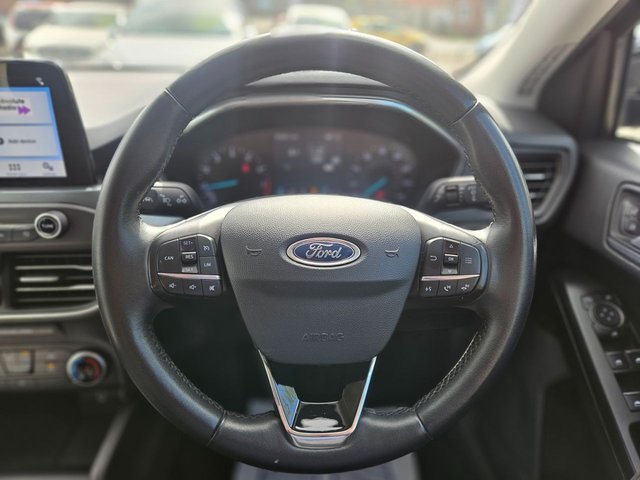 View our FORD FOCUS