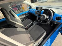 USED 2015 64 VOLKSWAGEN UP! 1.0 High up! Hatchback 5dr Petrol ASG Euro 5 (75 ps) NAV~CARPLAY~R/CAM~H/SEAT~FINAN