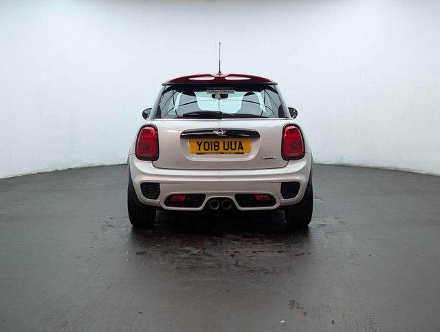 USED 2018 18 MINI HATCH 2.0 John Cooper Works Auto 3dr CLICK & COLLECT/ HOME DELIVERY