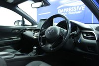 USED 2019 69 TOYOTA C-HR 1.8 VVT-h Dynamic SUV 5dr Petrol Hybrid CVT Euro 6 (s/s) (122 ps) 