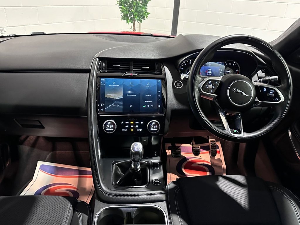 USED 2022 22 JAGUAR E-PACE 2.0 D165 R-Dynamic SUV 5dr Diesel Manual Euro 6 (s/s) (163 ps) 