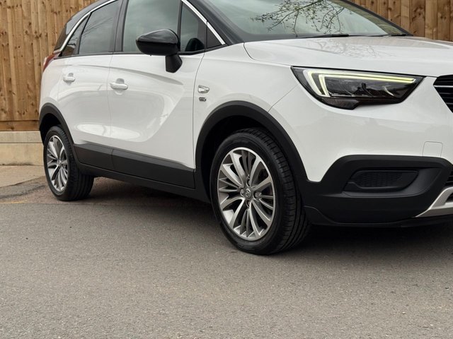 View our VAUXHALL CROSSLAND X