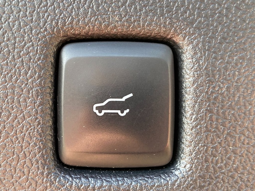 USED 2023 72 FORD KUGA 2.5h Duratec ST-Line X Edition SUV 5dr Petrol Hybrid CVT Euro 6 (s/s) (190 ps) SUV