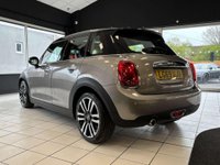 USED 2019 69 MINI HATCH 1.5 Cooper Exclusive Hatchback 5dr Petrol Steptronic Euro 6 (s/s) (136 ps) 1 OWNER + PAN ROOF + SAT NAV