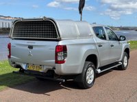USED 2020 70 MITSUBISHI L200 2.2 DI-D DC 4Life Pickup Double Cab 4dr Diesel Manual 4WD Euro 6 (s/s) (150 ps) **4WD**6-SPEED MANUAL**LOW MILAGE**REAR CANOPY**
