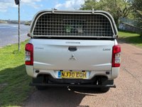 USED 2020 70 MITSUBISHI L200 2.2 DI-D DC 4Life Pickup Double Cab 4dr Diesel Manual 4WD Euro 6 (s/s) (150 ps) **4WD**6-SPEED MANUAL**LOW MILAGE**REAR CANOPY**