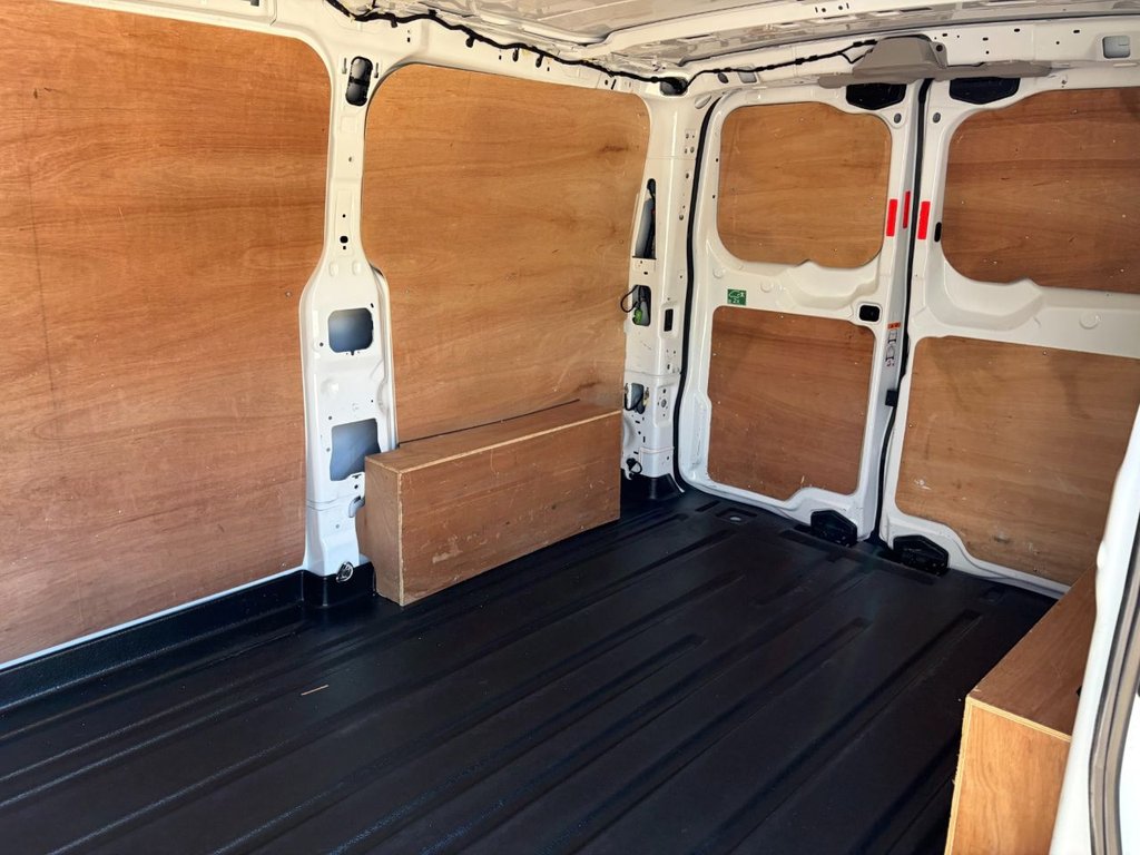 USED 2024 24 FORD TRANSIT CUSTOM 280 LIMITED 2.0EcoBlue EU6 S/S L1 H1 135ps *NEW SHAPE*A/C*SENSORS*ALLOYS*KEYELSS ENTRY AND START*HEAT PACK*E/PACK* LIMITED-EU6-L1-EXCELLENT SPEC