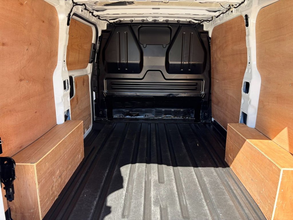 USED 2024 24 FORD TRANSIT CUSTOM 280 LIMITED 2.0EcoBlue EU6 S/S L1 H1 135ps *NEW SHAPE*A/C*SENSORS*ALLOYS*KEYELSS ENTRY AND START*HEAT PACK*E/PACK* LIMITED-EU6-L1-EXCELLENT SPEC