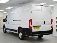 USED 2023 73 PEUGEOT BOXER 435 2.2 BLUEHDI 140 BHP L4 X-LONG PROFESSIONAL PREMIUM + ( NO VAT ) SAT NAV | L4 X- LONG | NO VAT TO PAY !