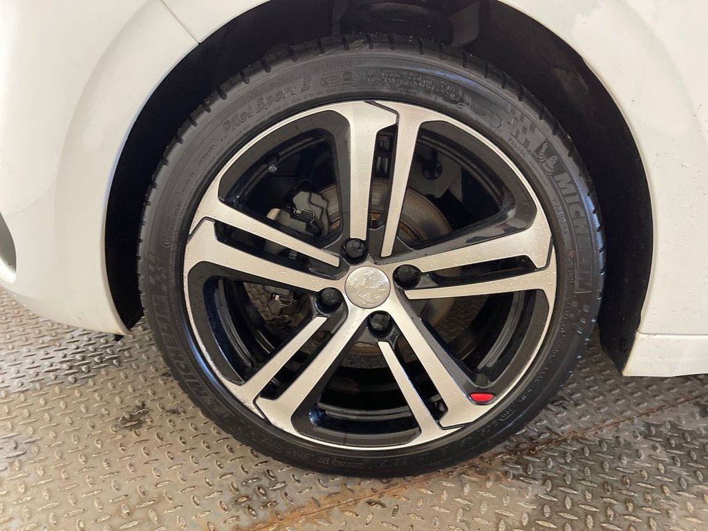 USED 2018 68 PEUGEOT 208 1.2 PureTech GPF GT Line Hatchback 5dr Petrol EAT Euro 6 (s/s) (110 ps) FULL DEALER HISTORY