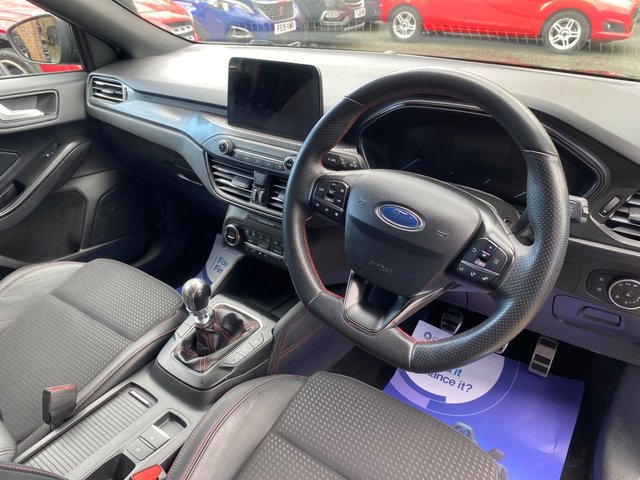 View our FORD FOCUS