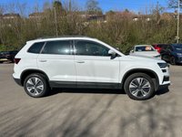 USED 2023 23 SKODA KAROQ 2.0 TDI SE Drive SUV 5dr Diesel DSG Euro 6 (s/s) (116 ps) BY APPOINTMENT ONLY - Alloy Wheels, Air Con, Apple Car Play & Android Auto, Rear Parking Sensors, Cruise Control, DAB Radio.