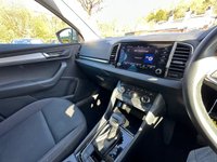 USED 2023 23 SKODA KAROQ 2.0 TDI SE Drive SUV 5dr Diesel DSG Euro 6 (s/s) (116 ps) BY APPOINTMENT ONLY - Alloy Wheels, Air Con, Apple Car Play & Android Auto, Rear Parking Sensors, Cruise Control, DAB Radio.