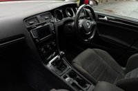 USED 2017 17 VOLKSWAGEN GOLF 1.4 TSI BlueMotion Tech ACT GT Edition Hatchback 5dr Petrol Manual Euro 6 (s/s) (150 ps) SAT NAV/PAN ROOF/CRUISE/AC
