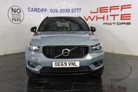 USED 2020 69 VOLVO XC40 1.5h T5 Twin Engine 10.7kWh R-Design 5dr Auto (19