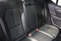 USED 2020 69 VOLVO XC40 1.5h T5 Twin Engine 10.7kWh R-Design 5dr Auto (19