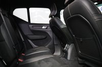 USED 2020 69 VOLVO XC40 1.5h T5 Twin Engine 10.7kWh R-Design 5dr Auto (19