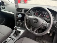USED 2017 17 VOLKSWAGEN GOLF 1.0 TSI BlueMotion Tech S Hatchback 5dr Petrol Manual Euro 6 (s/s) (85 ps) 