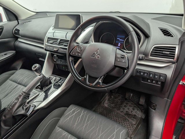 USED 2020 69 MITSUBISHI ECLIPSE CROSS 1.5 Eclipse Cross Dynamic 4x2 5dr CLICK & COLLECT/ HOME DELIVERY