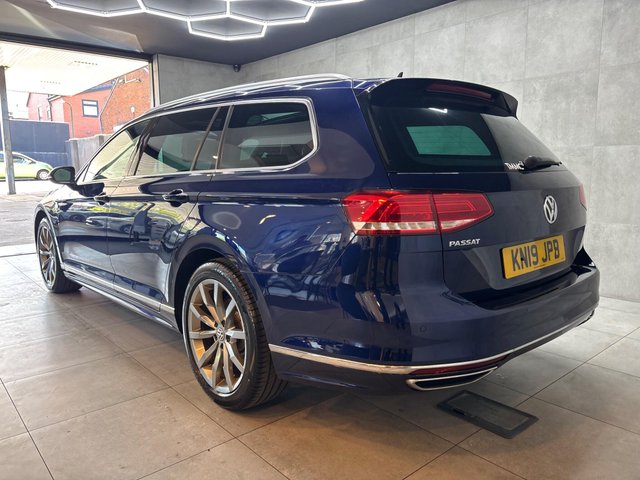 View our VOLKSWAGEN PASSAT