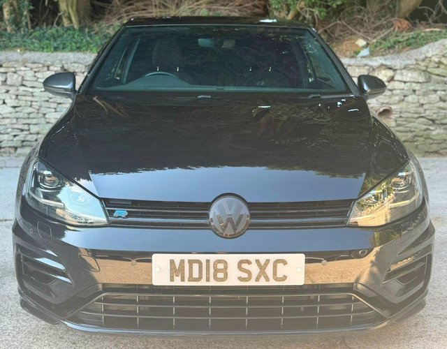 View our VOLKSWAGEN GOLF