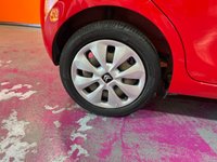 USED 2018 18 CITROEN C1 1.0 VTi Feel Hatchback 5dr Petrol Manual Euro 6 (68 ps) Low Miles. 69 mpg. Bluetooth.