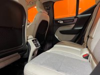 USED 2019 19 VOLVO XC40 2.0 D3 Momentum SUV 5dr Diesel Auto Euro 6 (s/s) (150 ps) Over &pound;6000 Extras. HUGE Spec