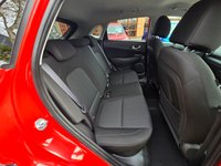 USED 2021 71 HYUNDAI KONA HATCHBACK 1.0 T-GDi MHEV Premium SUV 5dr Petrol Hybrid Manual Euro 6 (s/s) (120 ps) HYBRID REAR CAMERA HEATED STEERING/ SEATS