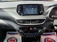 USED 2019 69 HYUNDAI TUCSON 1.6 GDi S Connect SUV 5dr Petrol Manual Euro 6 (s/s) (132 ps) Very Low Mileage, One Former Owner