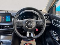 USED 2024 24 MG MG HS 1.5 T-GDI Trophy SUV 5dr Petrol DCT Euro 6 (s/s) (162 ps) 