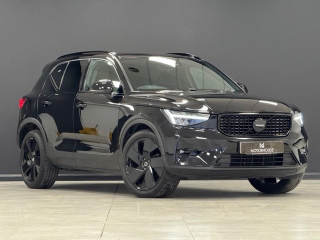 View our VOLVO XC40