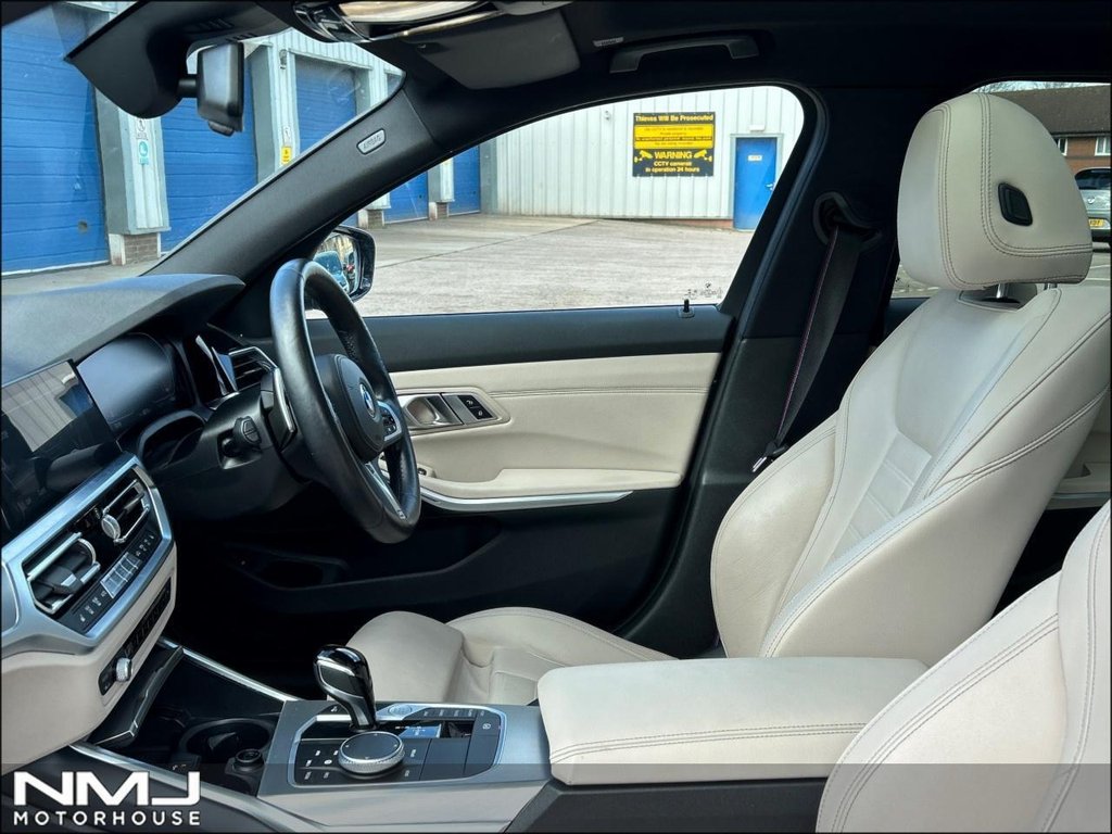 USED 2021 21 BMW 3 SERIES 2.0 330i M Sport Touring Auto Euro 6 (s/s) 5dr 9.9%APR PAN ROOF LOW MILEAGE