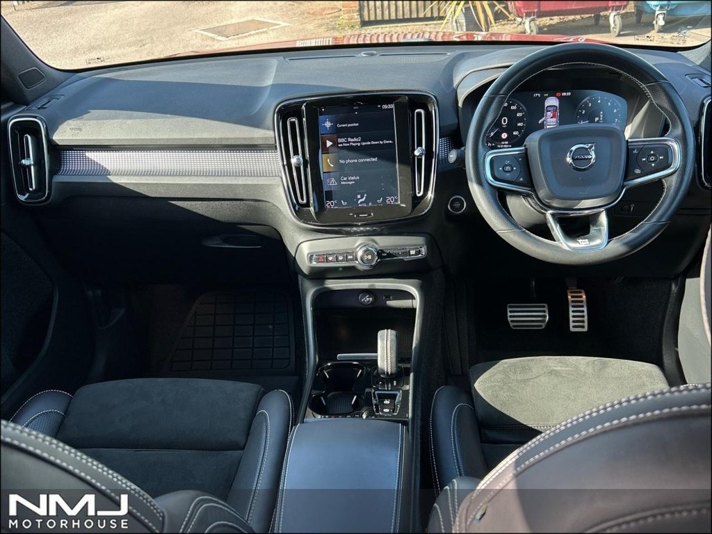 USED 2019 19 VOLVO XC40 2.0 T4 R-Design Auto AWD Euro 6 (s/s) 5dr 9.9%APR LOW MILEAGE Â£4K EXTRAS