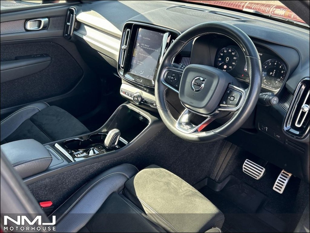 USED 2019 19 VOLVO XC40 2.0 T4 R-Design Auto AWD Euro 6 (s/s) 5dr 9.9%APR LOW MILEAGE Â£4K EXTRAS