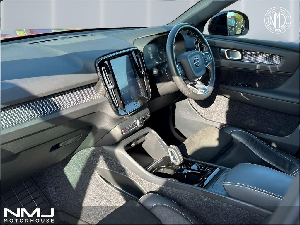 USED 2019 19 VOLVO XC40 2.0 T4 R-Design SUV 5dr Petrol Auto AWD Euro 6 (s/s) (190 ps) SUV 9.9%APR LOW MILEAGE Â£4K EXTRAS