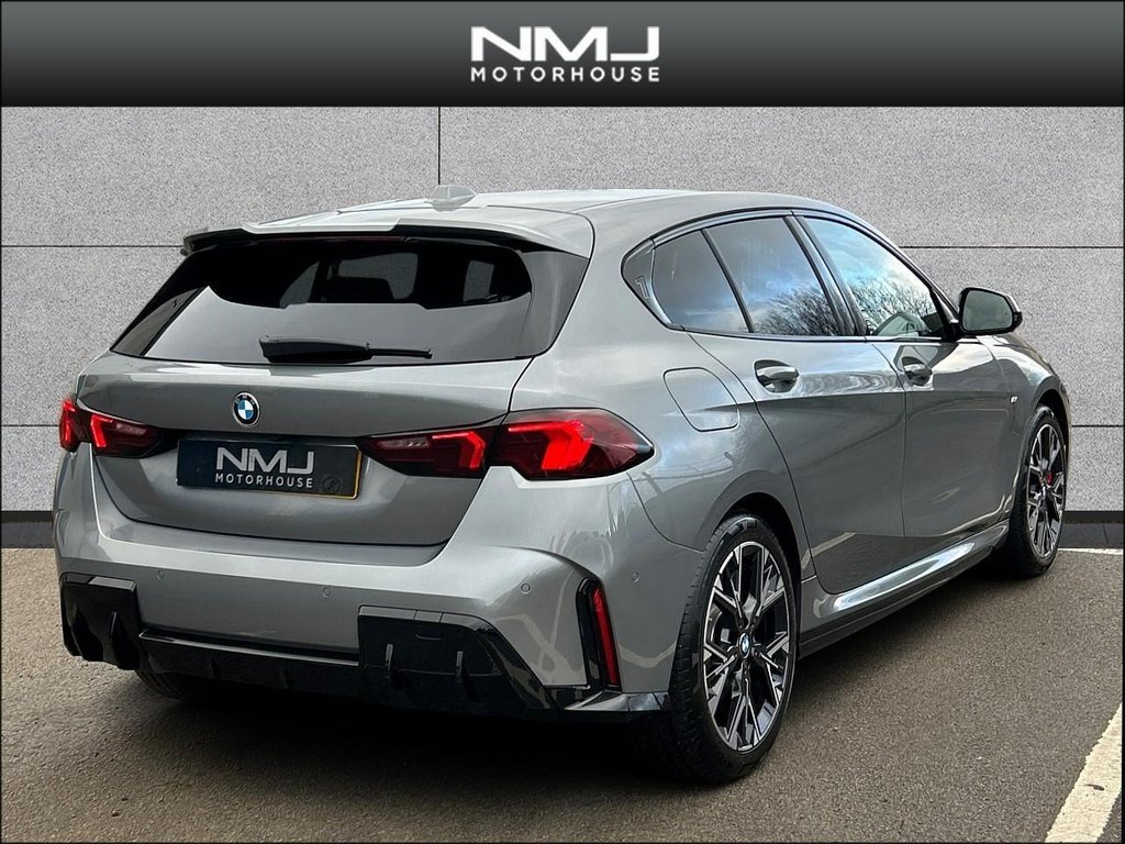 USED 2024 74 BMW 1 SERIES 1.5 120i MHT M Sport Hatchback 5dr Petrol Hybrid DCT Euro 6 (s/s) (170 ps) 9.9%APR OYSTER VEGANZA SEATS