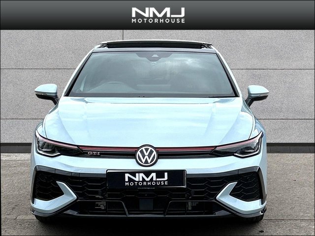 View our VOLKSWAGEN GOLF