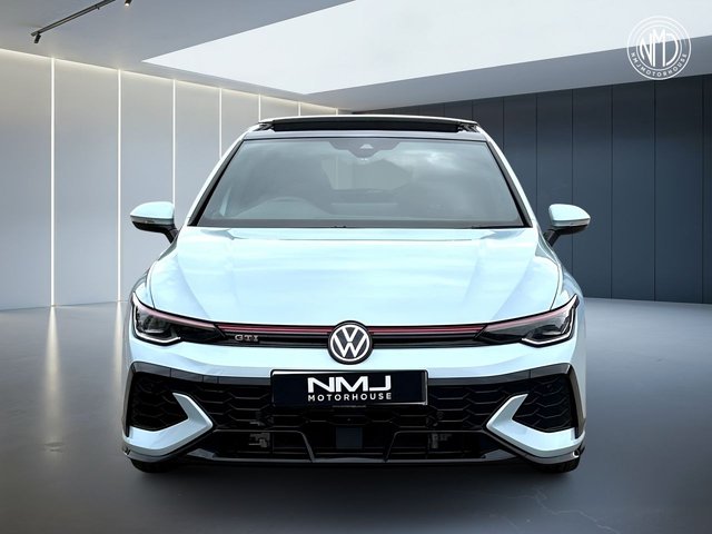 View our VOLKSWAGEN GOLF