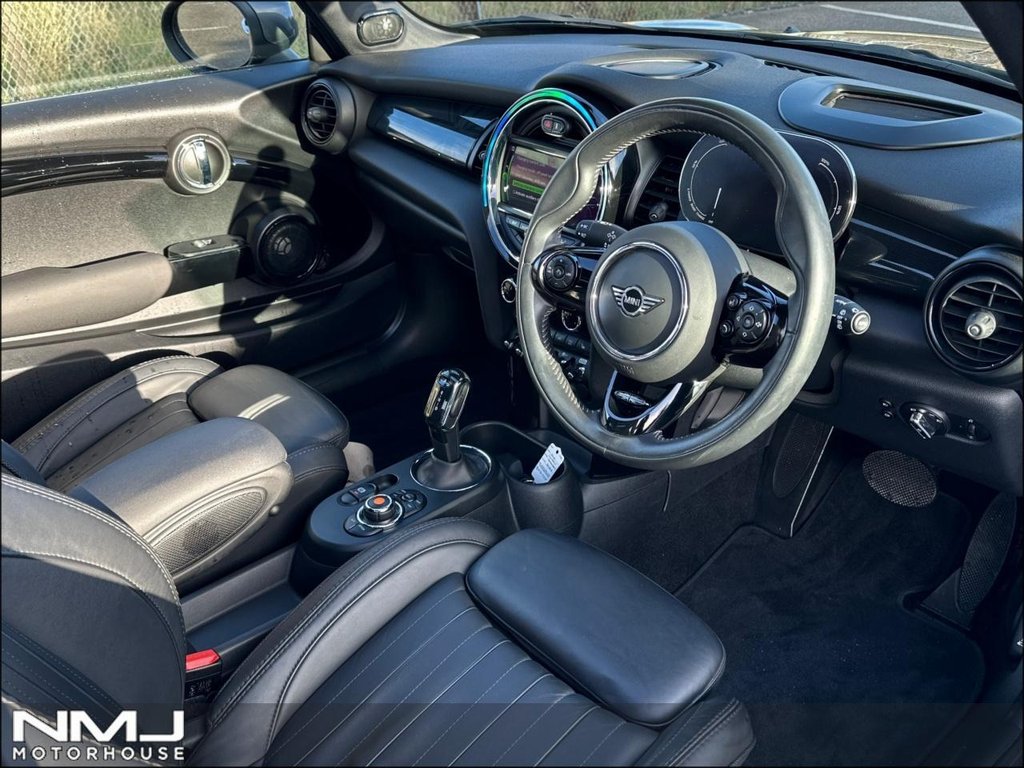 USED 2021 21 MINI Electric Hatch Cooper SE 32.6kWh Level 3 Auto 3dr 9.9%APR PAN ROOF HARMAN KARDON