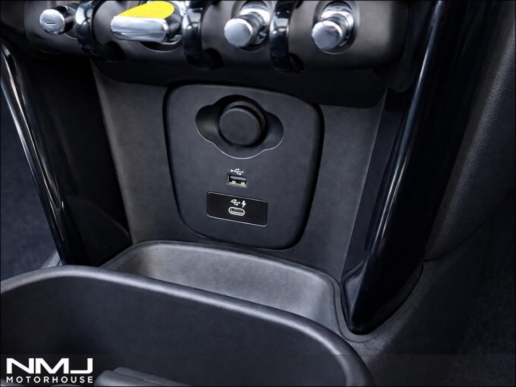 USED 2021 21 MINI Electric Hatch Cooper SE 32.6kWh Level 3 Auto 3dr 9.9%APR PAN ROOF HARMAN KARDON