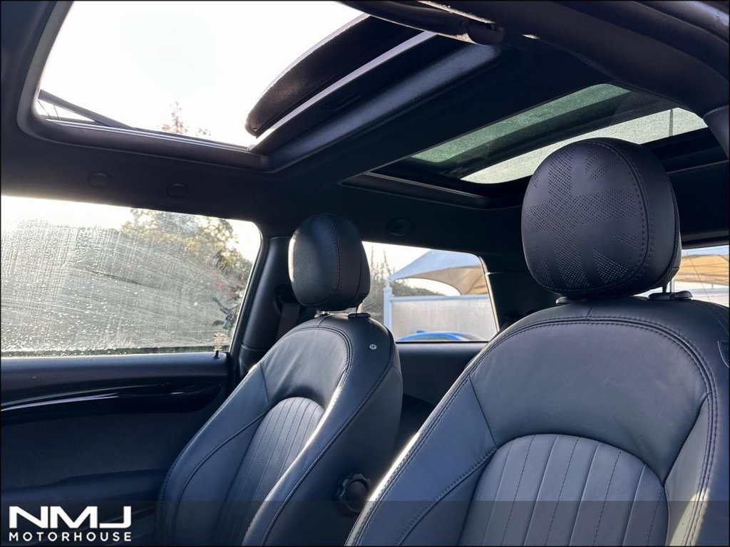 USED 2021 21 MINI Electric Hatch Cooper SE 32.6kWh Level 3 Auto 3dr 9.9%APR PAN ROOF HARMAN KARDON
