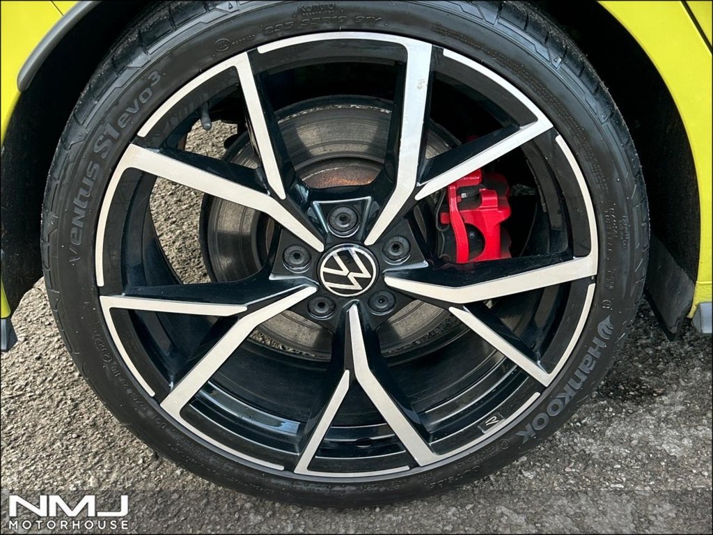 USED 2022 72 VOLKSWAGEN GOLF 2.0 TSI GTI Clubsport DSG Euro 6 (s/s) 5dr 9.9%APR DCC PAN ROOF CAMERA