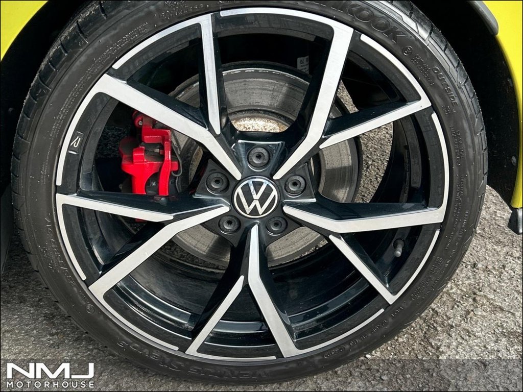 USED 2022 72 VOLKSWAGEN GOLF 2.0 TSI GTI Clubsport DSG Euro 6 (s/s) 5dr 9.9%APR DCC PAN ROOF CAMERA